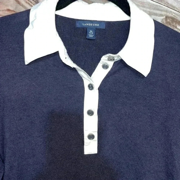 LAND’S END top size medium - Picture 2 of 5